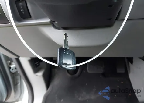 2005 Mercury Monterey Luxury из США, поврежденный, VIN 2MRDA22265BJ06111